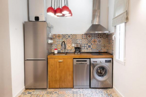 Encantador apartamento reformado en Tetuán by beBalmy